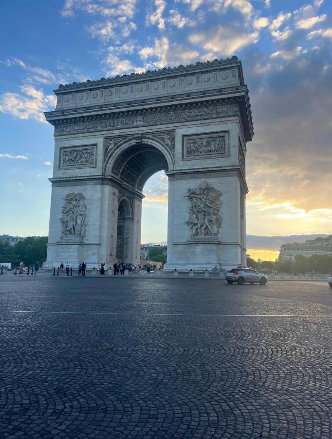 Appartamento Cosy Studio Saint-Lazare Parigi Esterno foto